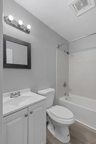 $895 | 410 Manor Drive, Unit B5, Lawrenceburg, TN 38464