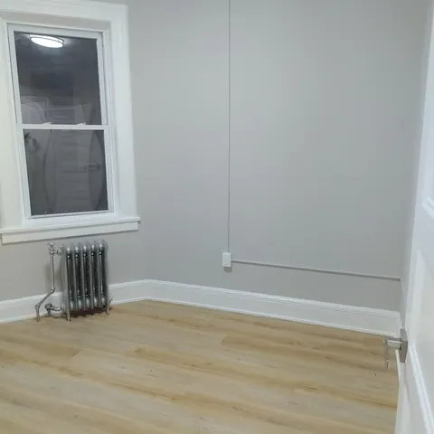 $1,978 | 291 Central Avenue, Unit A6, Jersey City, NJ 07307