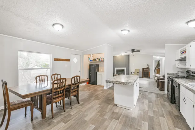 $1,050,000 | 1089 County Road 120, Hallettsville, TX 77964