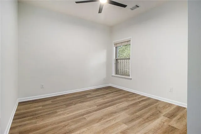 $4,000 | 218 Third Avenue, Avondale Estates, GA 30002