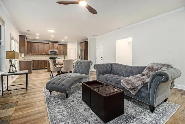 $4,000 | 218 Third Avenue, Avondale Estates, GA 30002