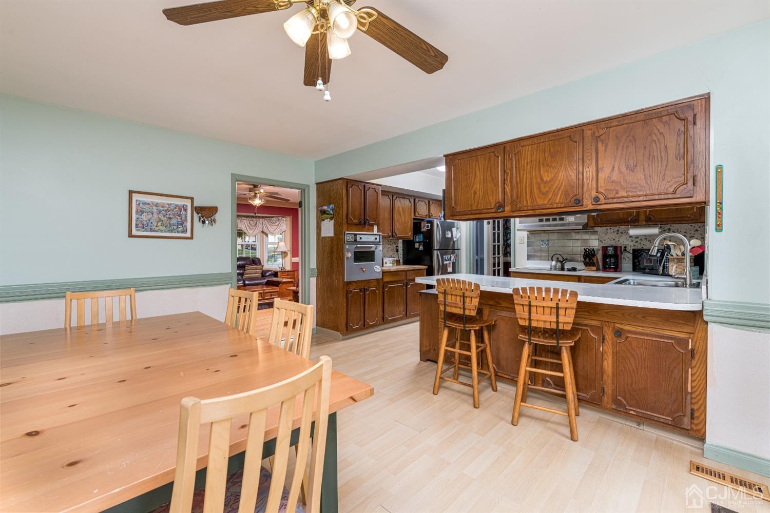 6 Prests Mill Road Old Bridge, NJ 08857 - Photo 12 of 30 Gallery Image 12