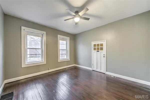$500,000 | 2013 South 11th Street, St. Louis, MO 63104