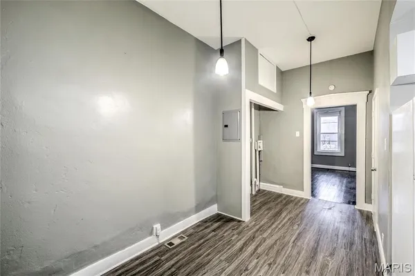 $500,000 | 2013 South 11th Street, St. Louis, MO 63104