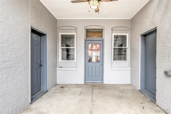 $500,000 | 2013 South 11th Street, St. Louis, MO 63104