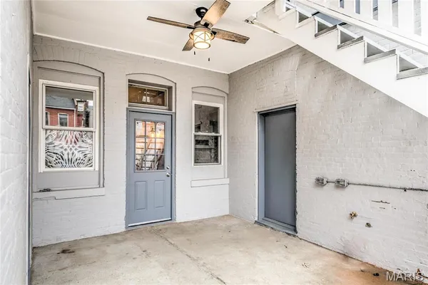 $500,000 | 2013 South 11th Street, St. Louis, MO 63104