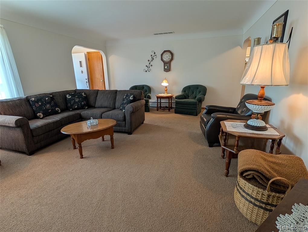 411 Cleveland Street Bad Axe, MI 48413 - Photo 17 of 56