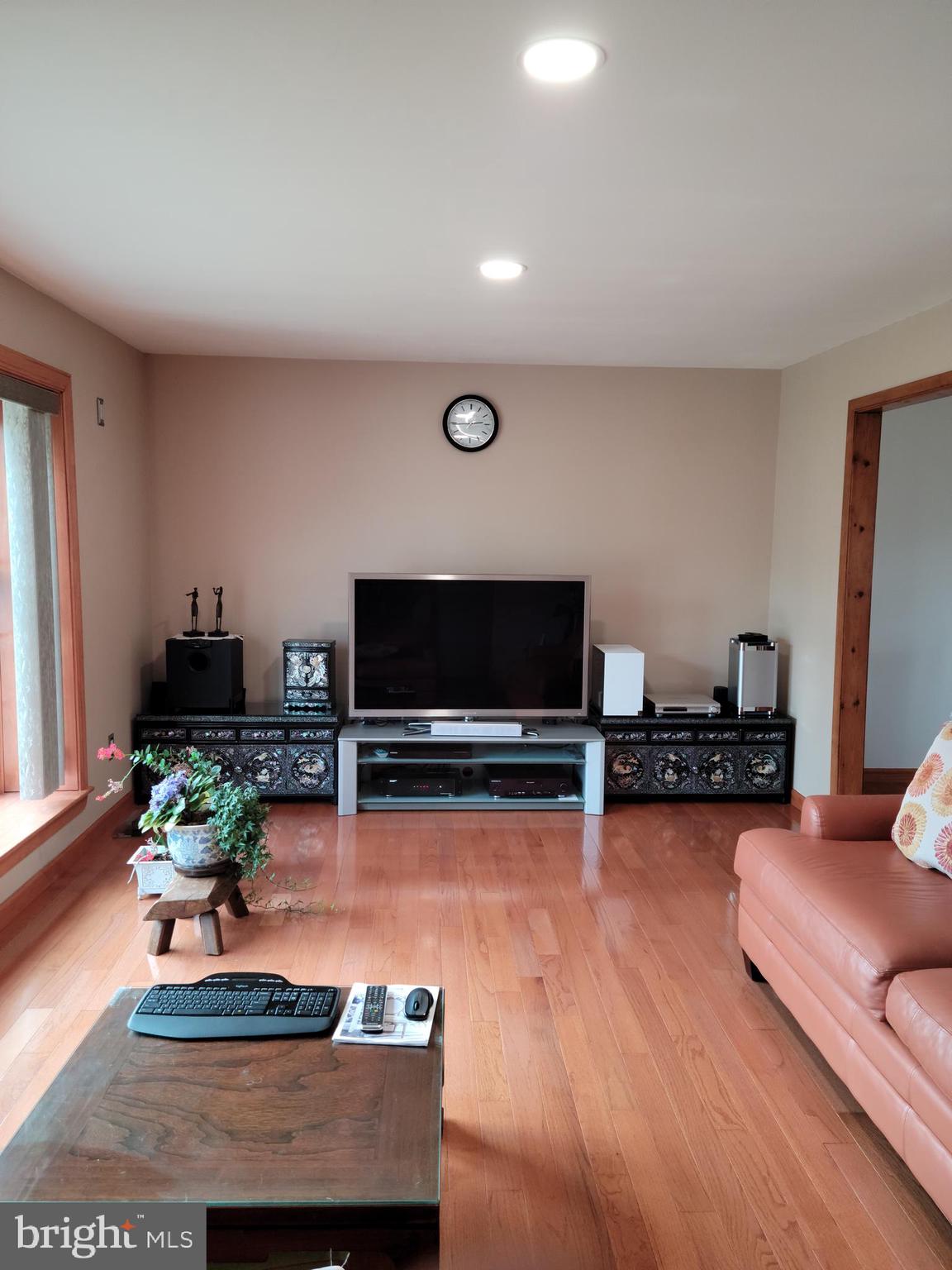 120 Kevin Road Delran, NJ 08075 - Photo 4 of 13