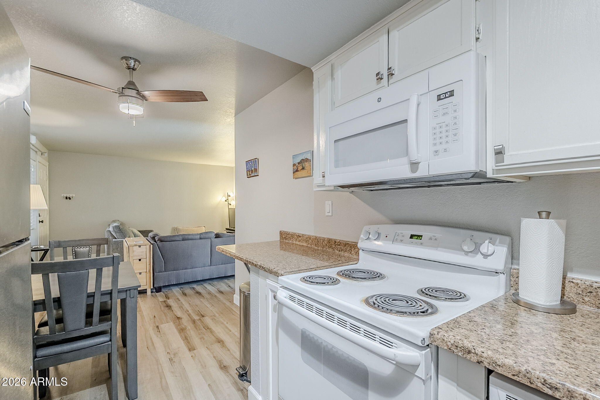 17 East Ruth Avenue, Unit 303 Phoenix, AZ 85020 - Photo 11 of 21 Ruth-12