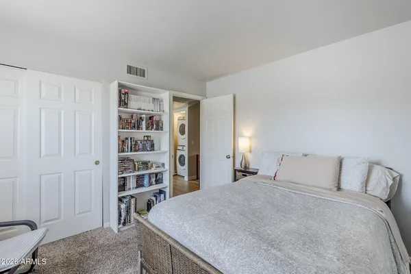 $182,500 | 17 East Ruth Avenue, Unit 303, Phoenix, AZ 85020