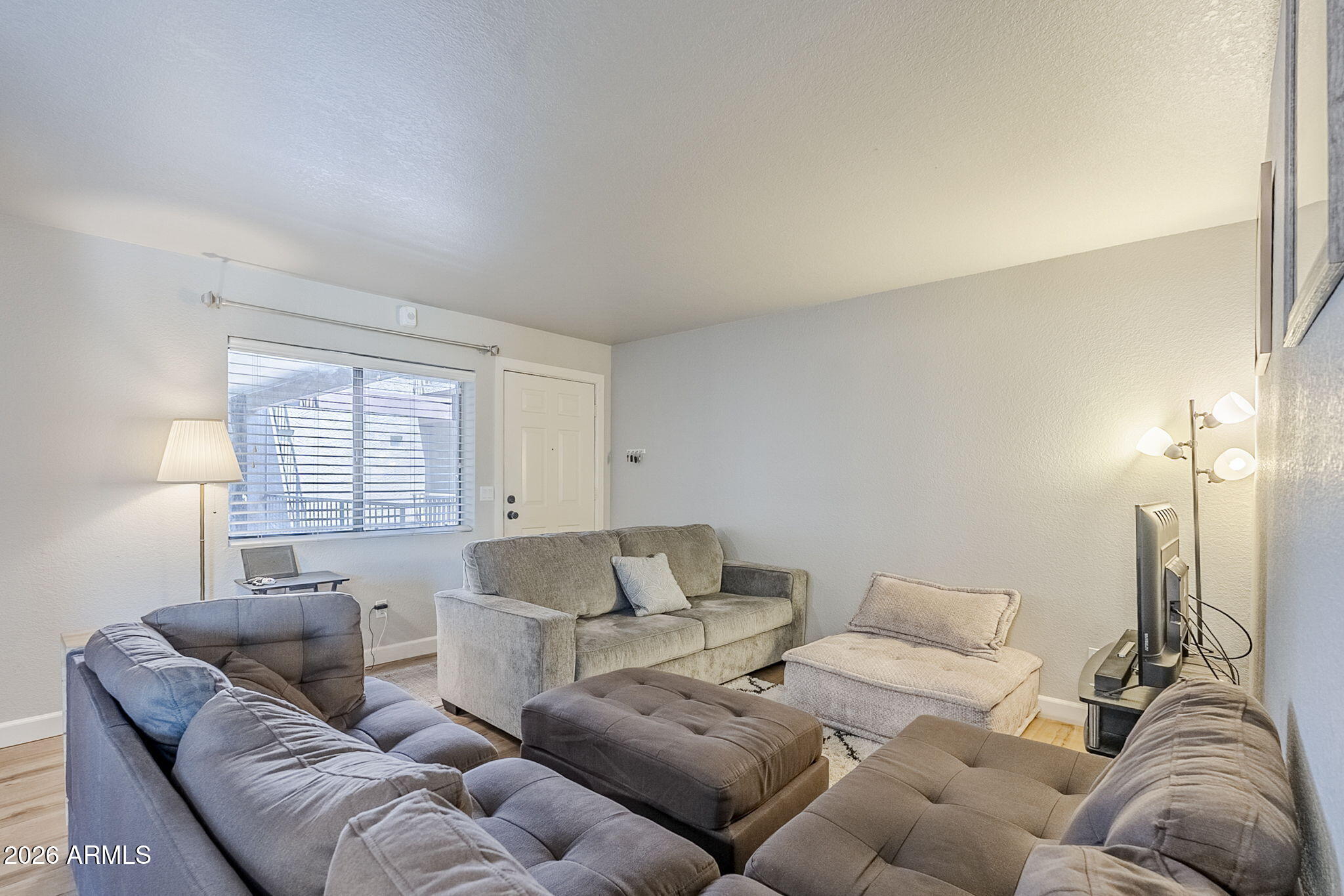 17 East Ruth Avenue, Unit 303 Phoenix, AZ 85020 - Photo 6 of 21 Ruth-7