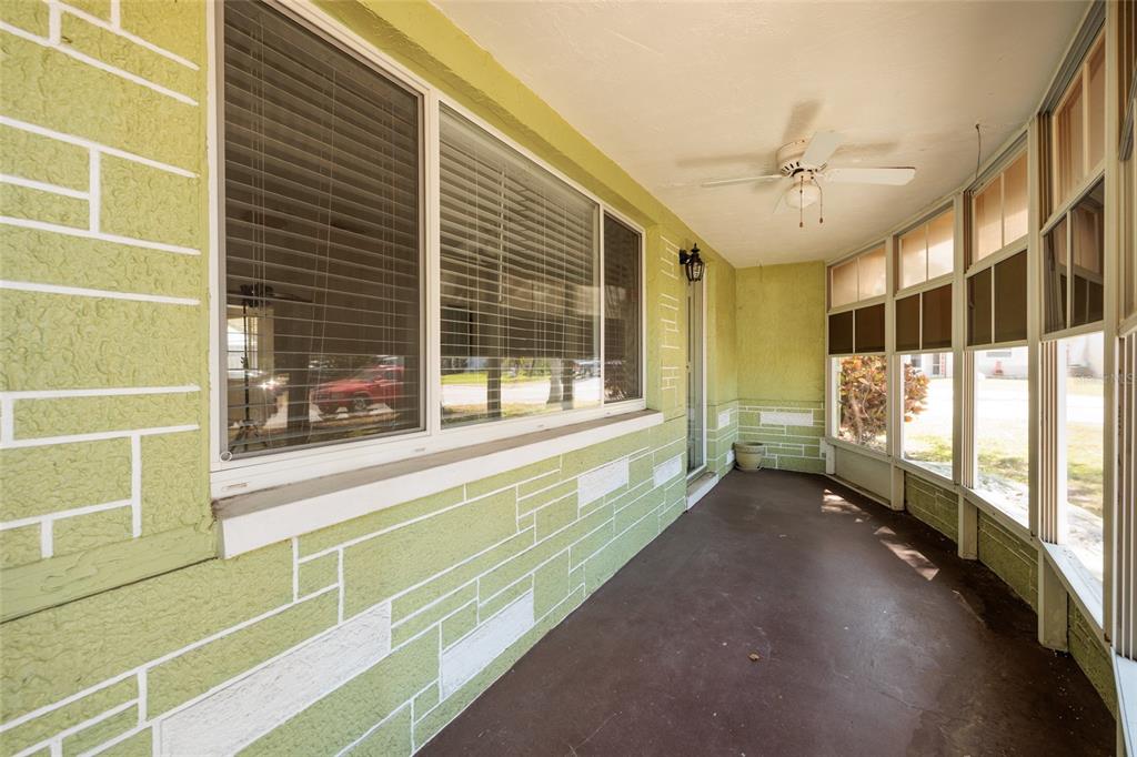 5209 Lofton Drive New Port Richey, FL 34652 - Photo 6 of 37