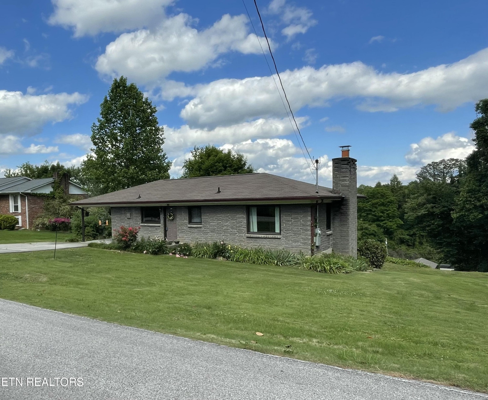 826 Patton Ferry Road Kingston, TN 37763 - Photo 1 of 29 Gallery Image 1