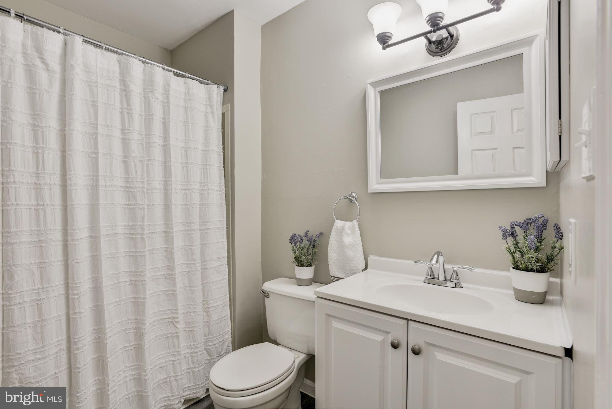 4932 Columbia Road, Unit 466 Columbia, MD 21044 - Photo 12 of 16 Full Bath