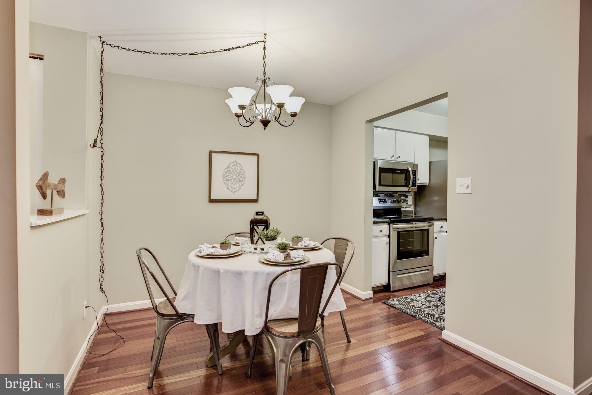 4932 Columbia Road, Unit 466 Columbia, MD 21044 - Photo 5 of 16 Dining Room