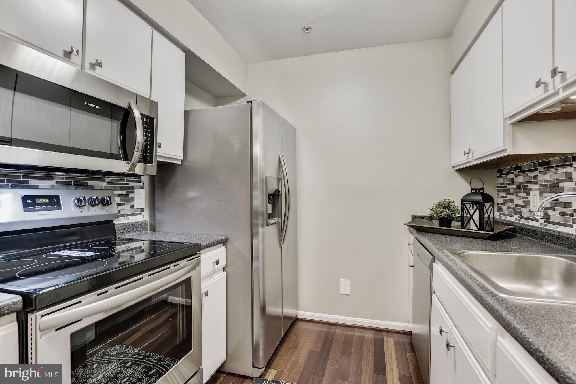 4932 Columbia Road, Unit 466 Columbia, MD 21044 - Photo 7 of 16 Kitchen