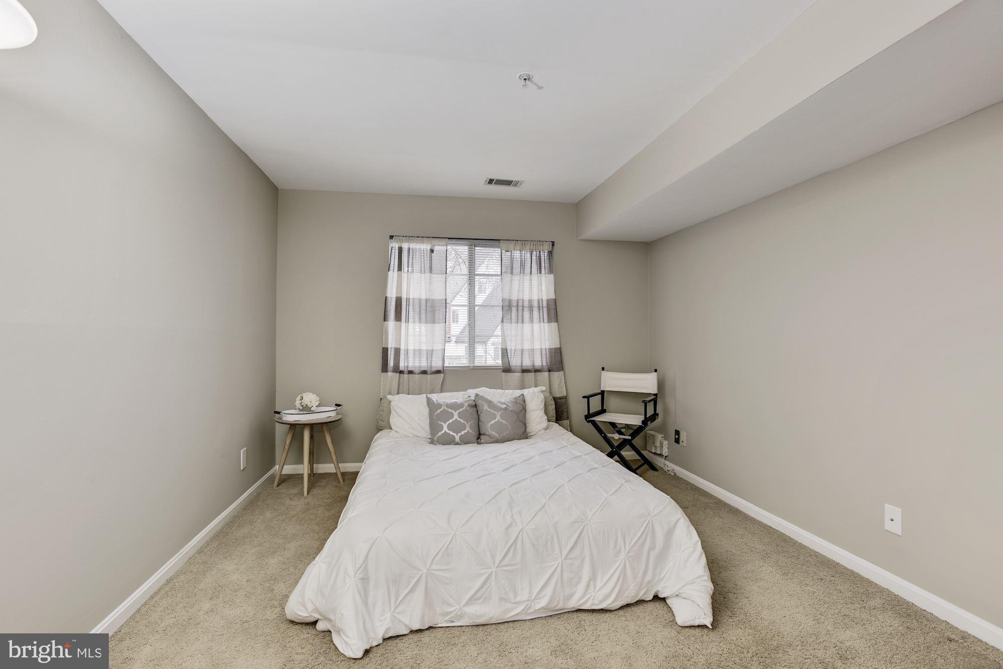 4932 Columbia Road, Unit 466 Columbia, MD 21044 - Photo 10 of 16 Master Bedroom