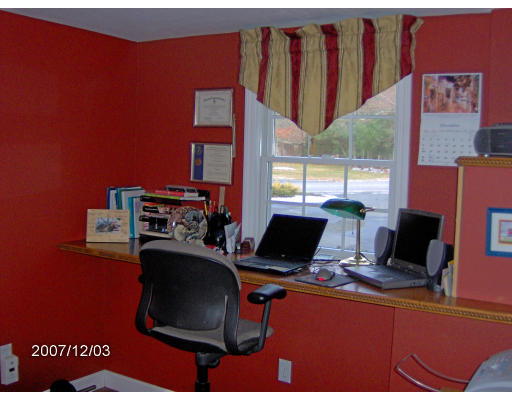 2 Kingsley Road Norton, MA 02766 - Photo 12 of 14 Gallery Image 12