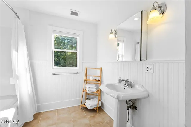 $629,900 | 1190 Ridge Road, Queensbury, NY 12804