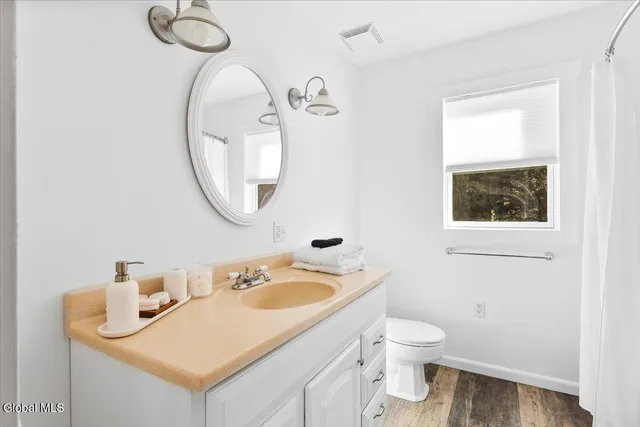 $629,900 | 1190 Ridge Road, Queensbury, NY 12804