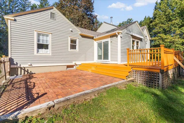 $629,900 | 1190 Ridge Road, Queensbury, NY 12804