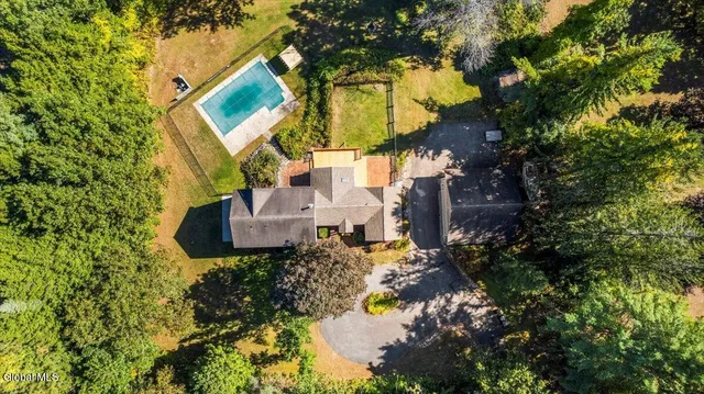 $629,900 | 1190 Ridge Road, Queensbury, NY 12804