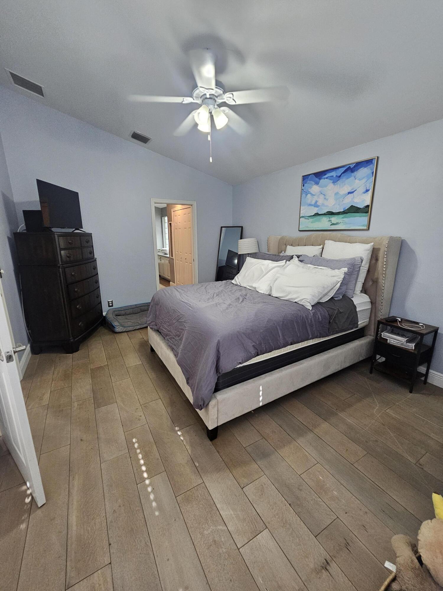 2053 Normandy Circle West Palm Beach, FL 33409 - Photo 10 of 21 20241104_131932