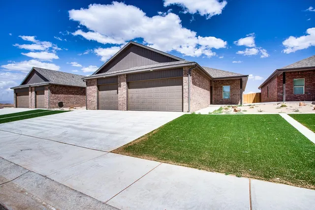 $1,400 | 1708 Corpus Avenue, Wolfforth, TX 79382