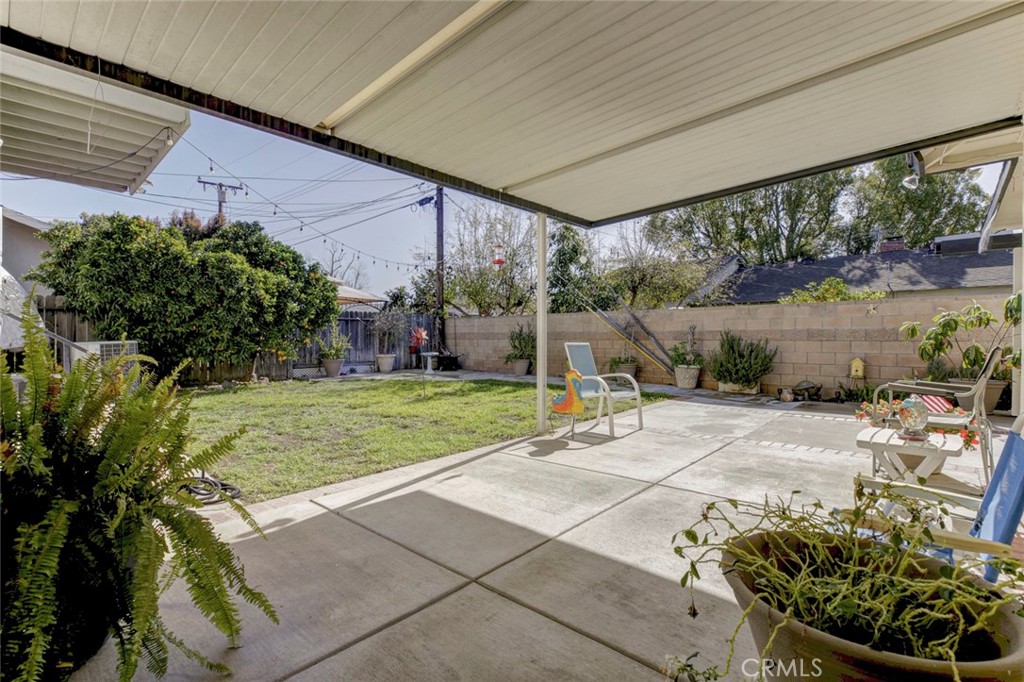 942 Oleander Street Brea, CA 92821 - Photo 23 of 28 Covered garden life