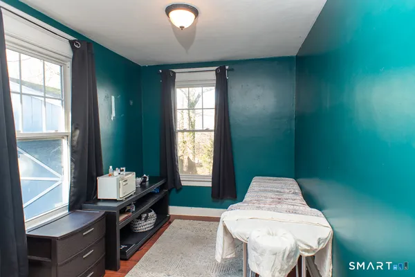 $349,900 | 96 Hillside Avenue, Shelton, CT 06484
