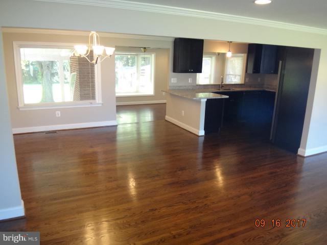 1317 Devils Reach Road Woodbridge, VA 22192 - Photo 14 of 30 Interior (General)
