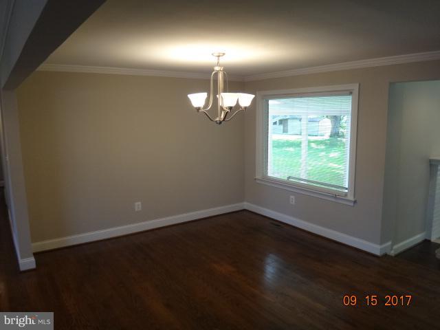 1317 Devils Reach Road Woodbridge, VA 22192 - Photo 17 of 30 Dining Room