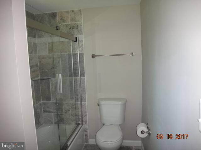 1317 Devils Reach Road Woodbridge, VA 22192 - Photo 19 of 30 Bath (Master)