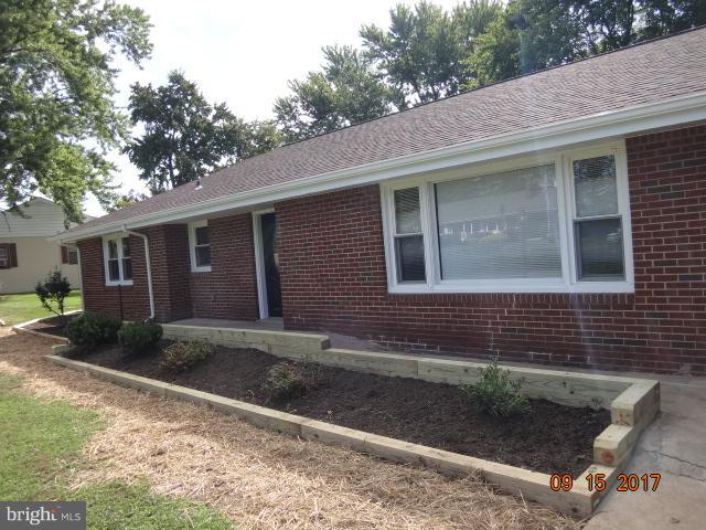 1317 Devils Reach Road Woodbridge, VA 22192 - Photo 4 of 30 Exterior (Front)