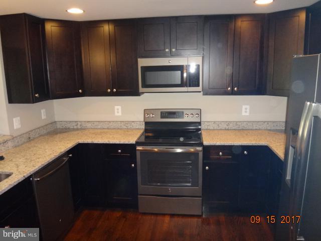 1317 Devils Reach Road Woodbridge, VA 22192 - Photo 8 of 30 Kitchen