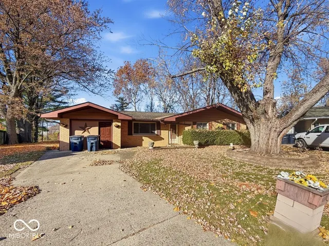 $180,000 | 14 Melody Court, Beech Grove, IN 46107