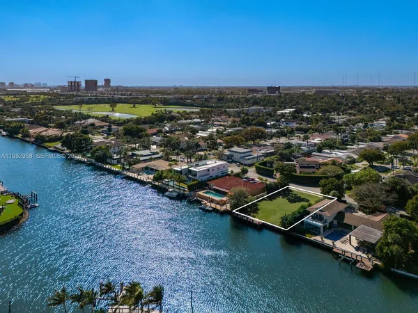 $2,750,000 | 1101 Diplomat Parkway, Hollywood, FL 33019