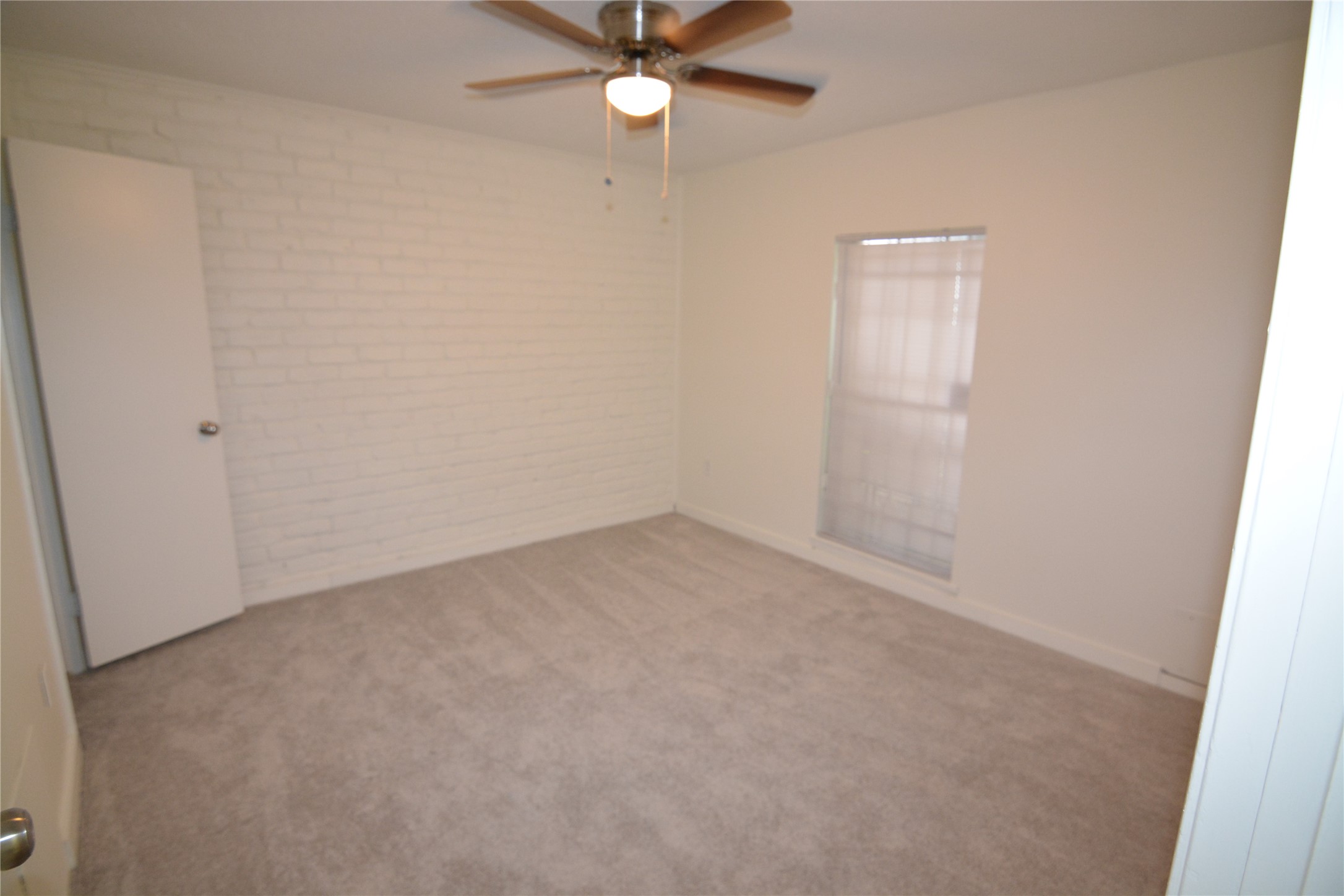 7104 Jetty Lane Houston, TX 77072 - Photo 9 of 16