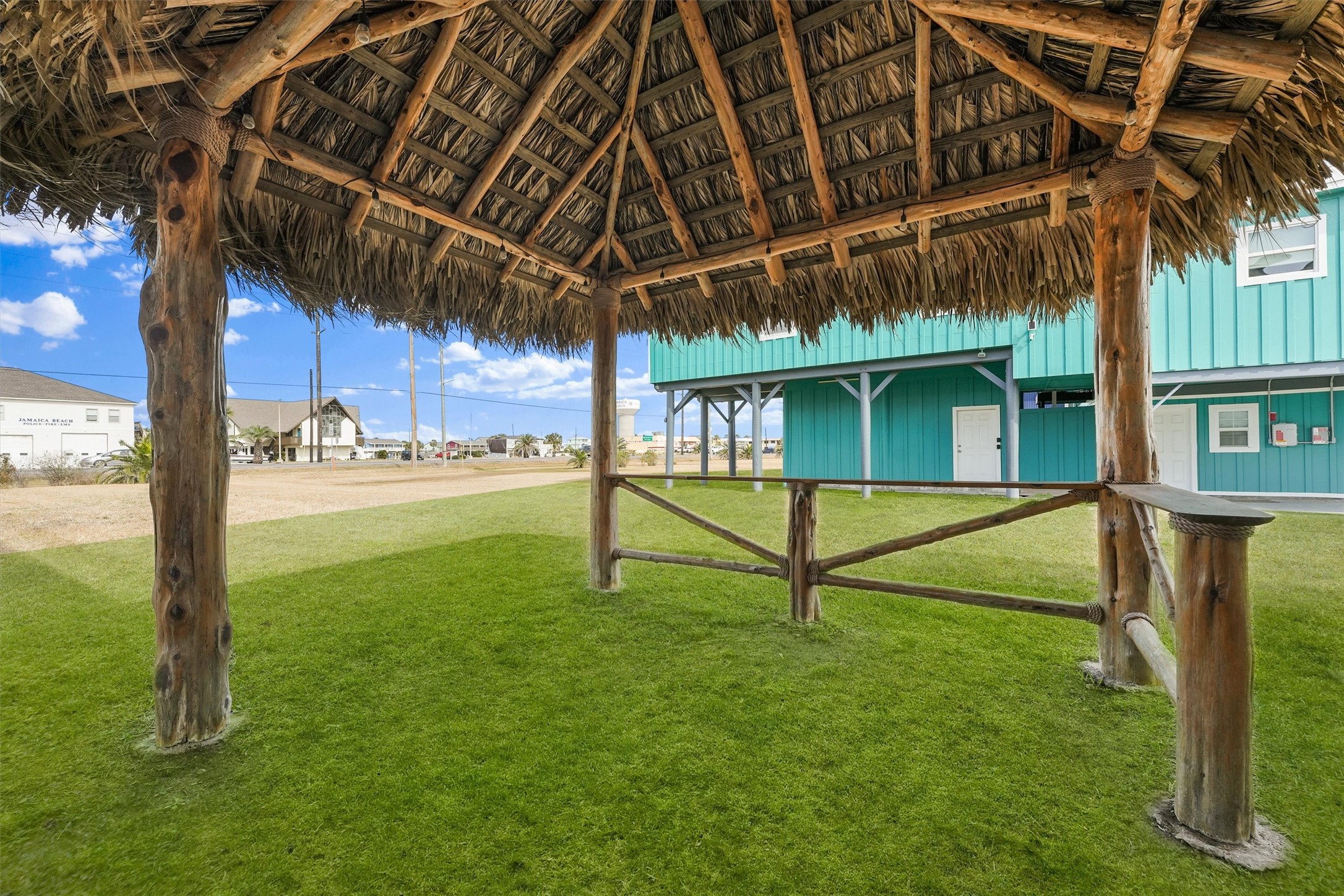 16634 Jamaica Beach Road Galveston, TX 77554 - Photo 31 of 47 a view of an outdoor space and yard