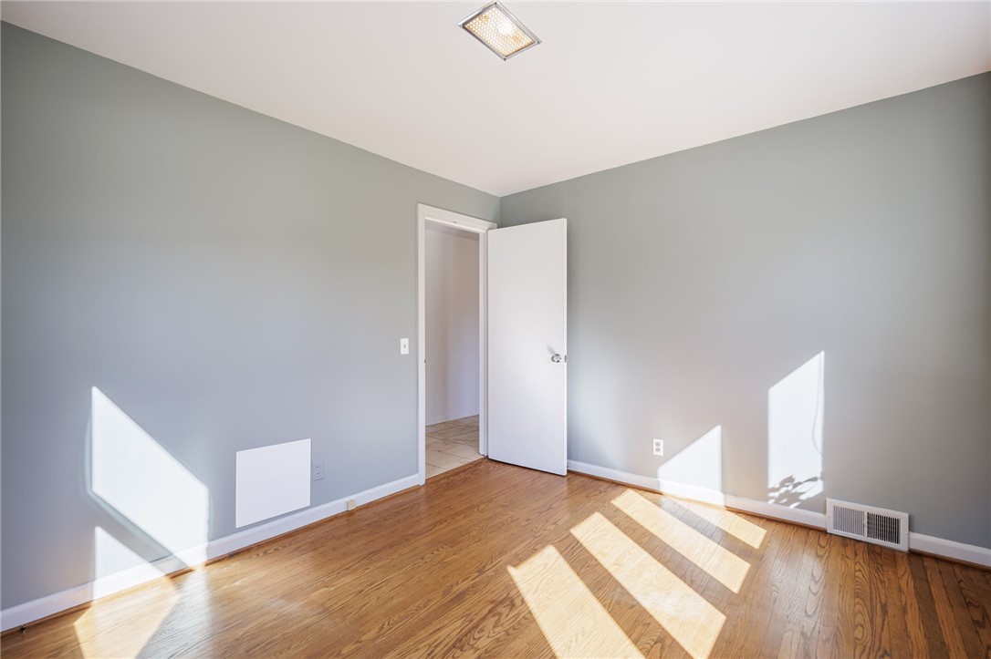 193 Georgian Court Road Brighton, NY 14610 - Photo 23 of 48 1st Floor Office/Den/Possible 4th Bedroom