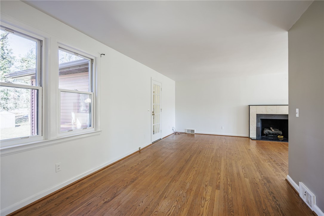 193 Georgian Court Road Brighton, NY 14610 - Photo 9 of 48 Dining Room/Living Room