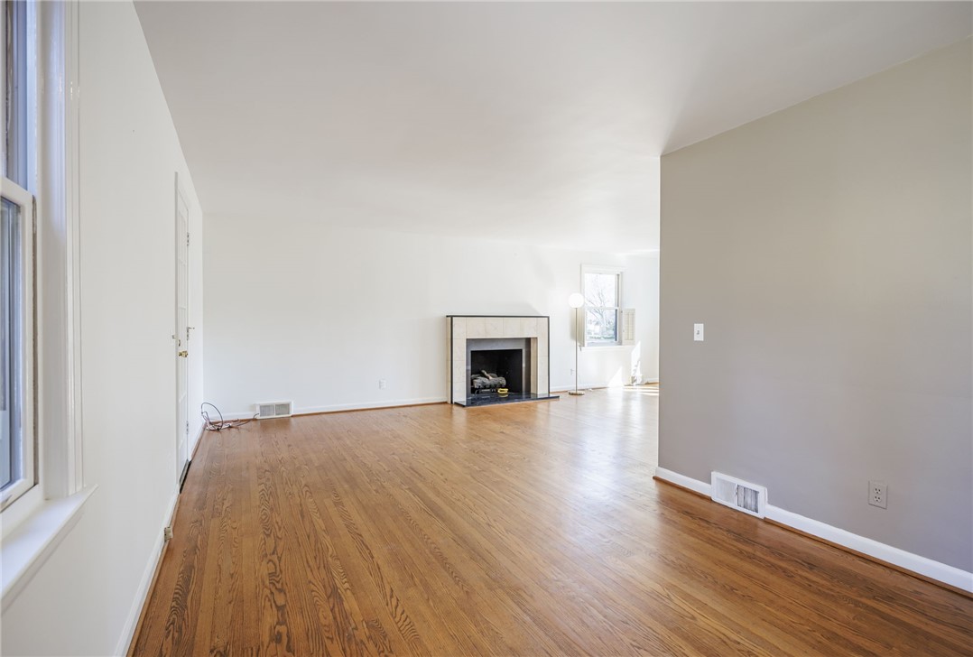 193 Georgian Court Road Brighton, NY 14610 - Photo 10 of 48 Dining Room/Living Room