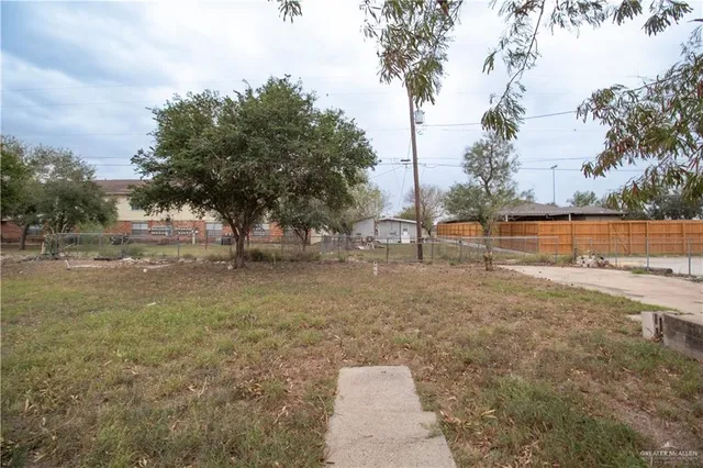 $1,500 | 1118 West Cano Street, Edinburg, TX 78539