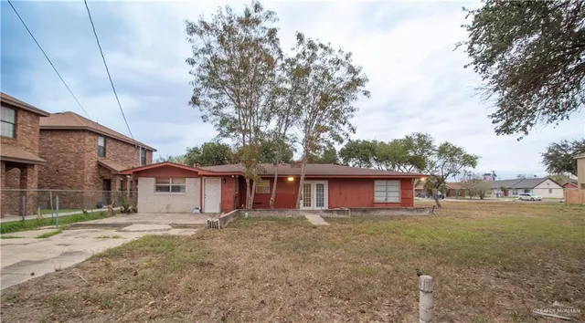 $1,500 | 1118 West Cano Street, Edinburg, TX 78539