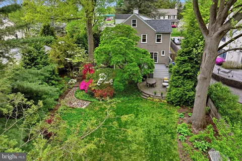 $1,395,000 | 7 Farm Road, Wayne, PA 19087