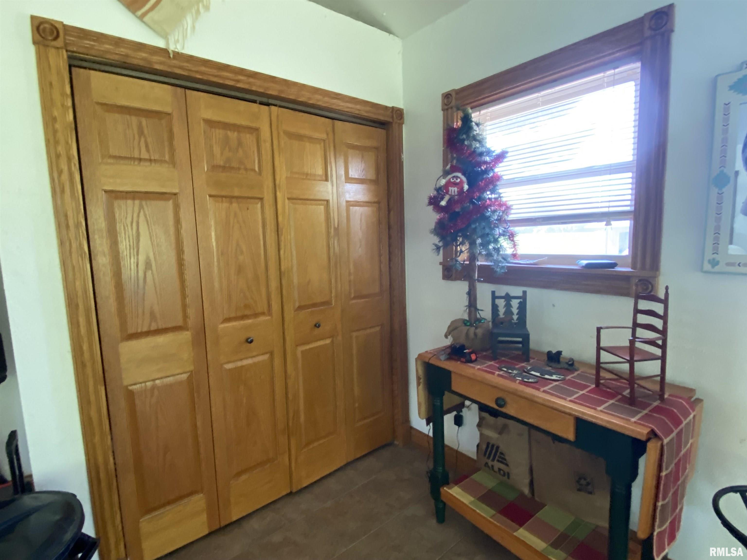 12900 North Ball Road Lewistown, IL 61542 - Photo 54 of 68 Gallery Image 54