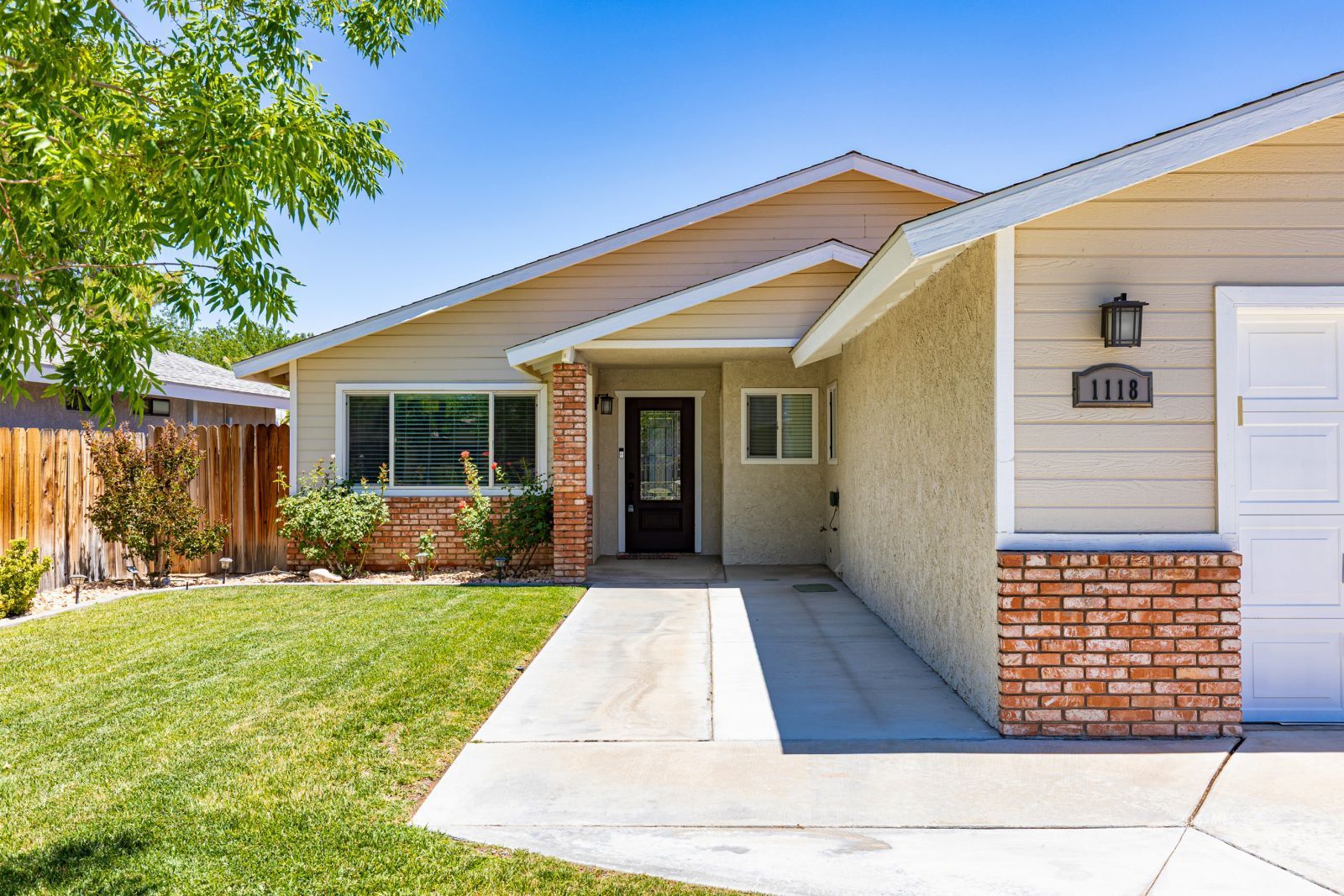 1118 Amie Court Ridgecrest, CA 93555 - Photo 4 of 33