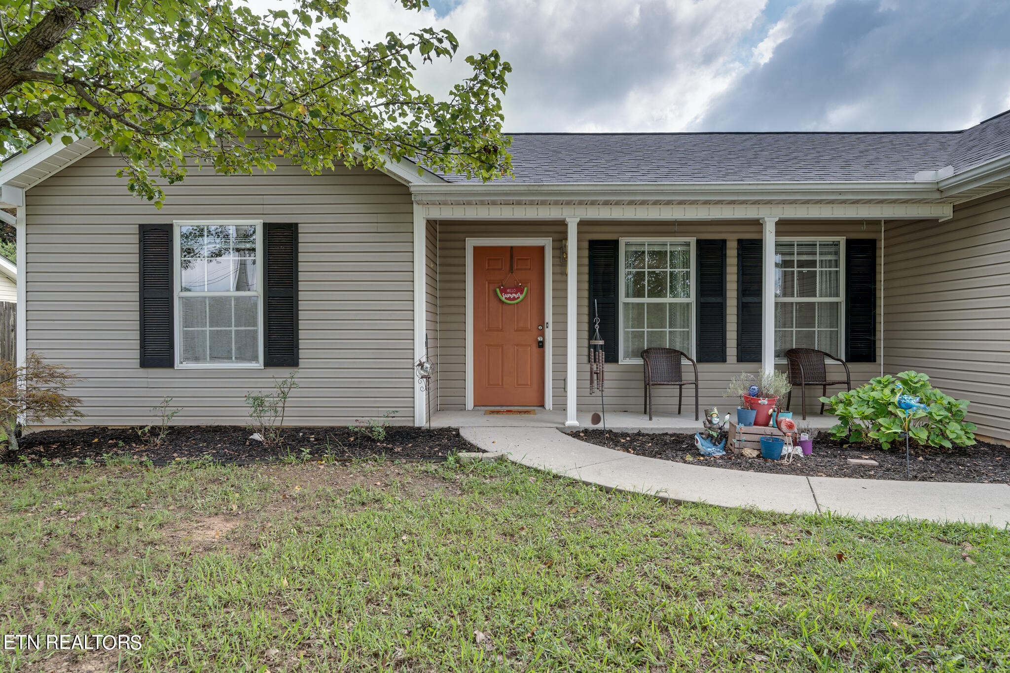 6608 Hugh Willis Road Powell, TN 37849 - Photo 2 of 29 Gallery Image 2