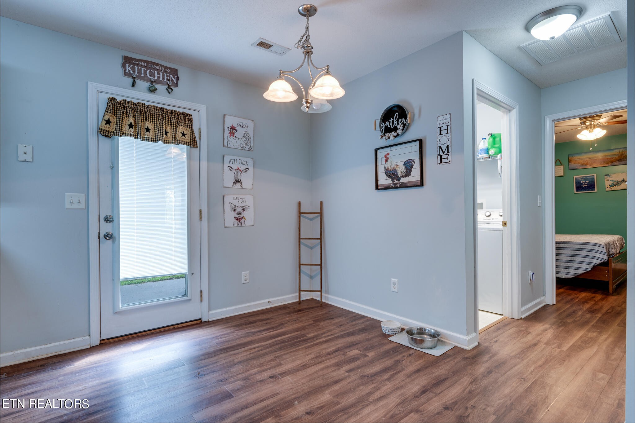6608 Hugh Willis Road Powell, TN 37849 - Photo 7 of 29 Gallery Image 7