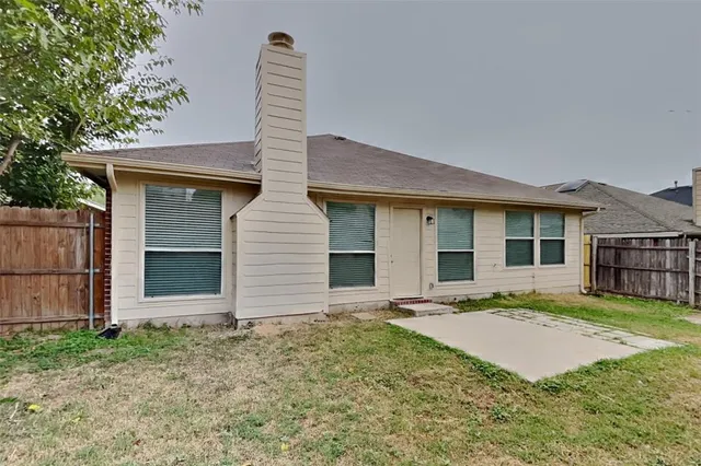 $1,995 | 817 Fox Hunt Trail, Fort Worth, TX 76179